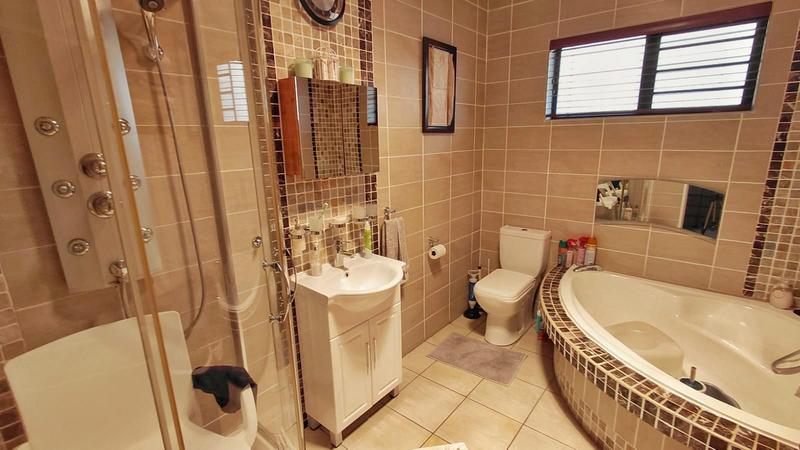 3 Bedroom Property for Sale in Universitas Free State